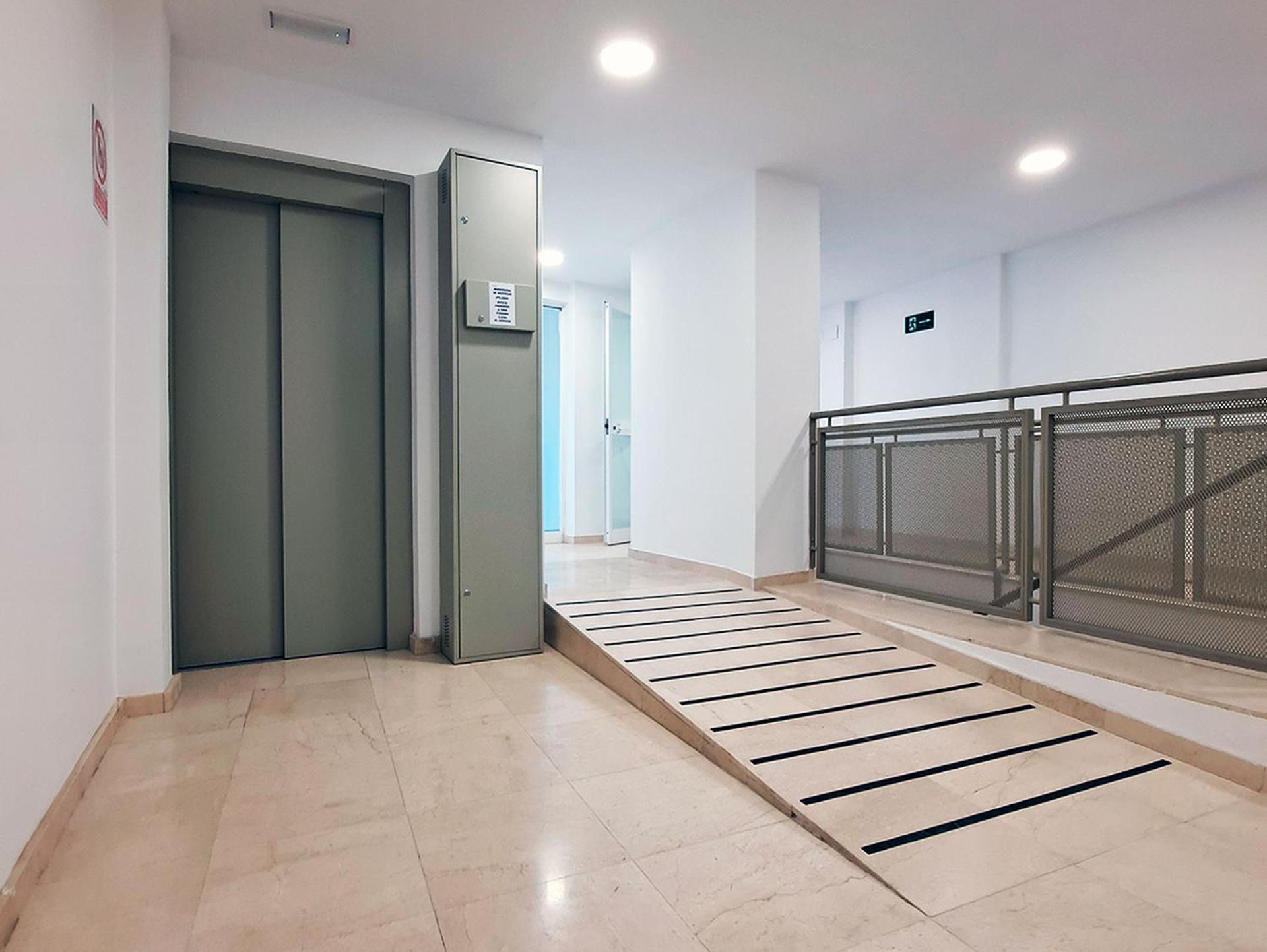 Don Miguel, Apartamento Y Parking Huelva Exterior foto